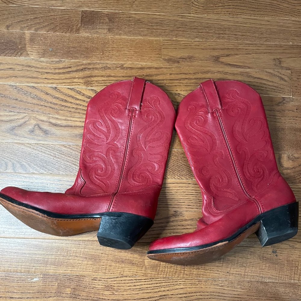 Red leather Durango cowboy boots